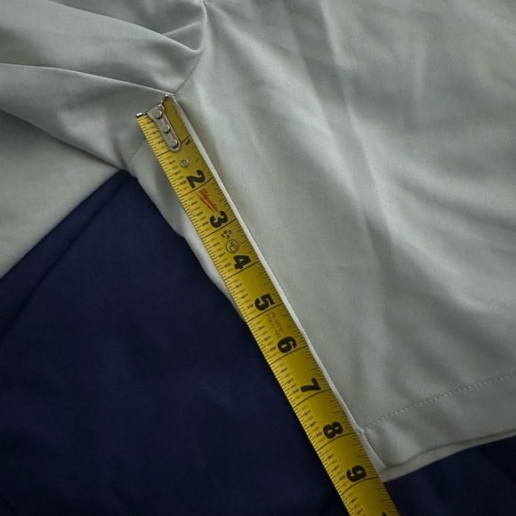 Peter Millar Shorts - Picture 5 of 5